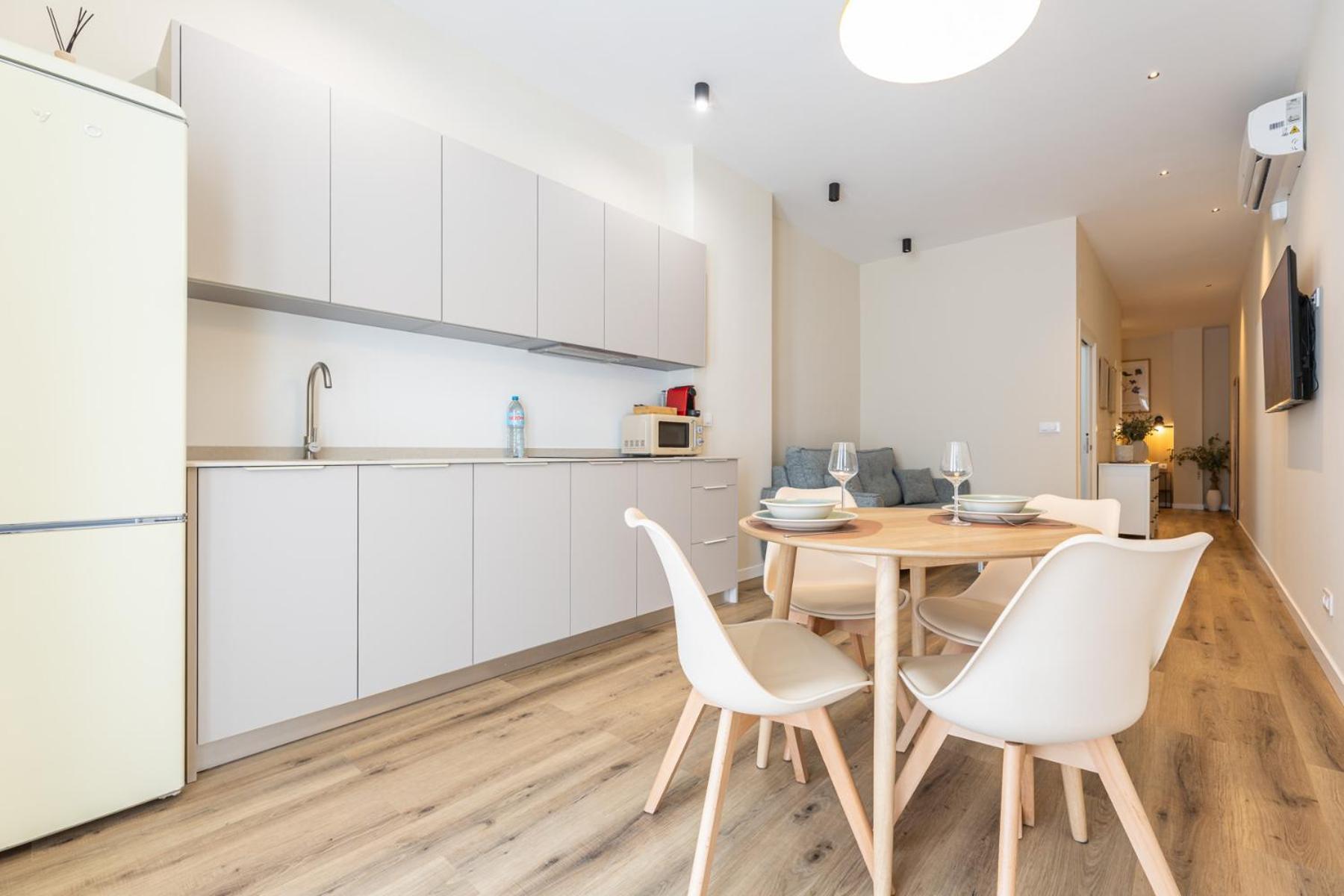 Pivote Flats - Marina A Apartament